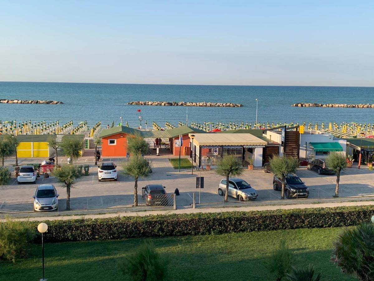 Al Mare Apartament Apartment Фано Екстериор снимка