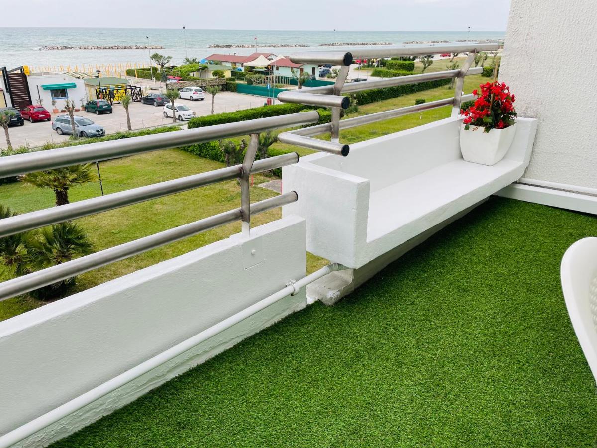 Al Mare Apartament Apartment Фано Екстериор снимка