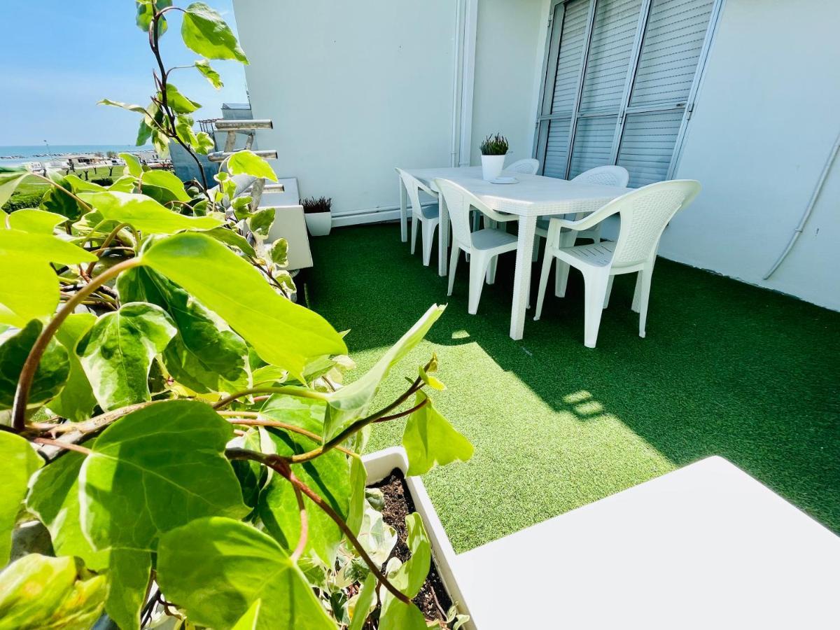 Al Mare Apartament Apartment Фано Екстериор снимка